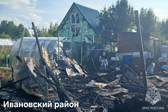 В Ивановской области горели машины и дома